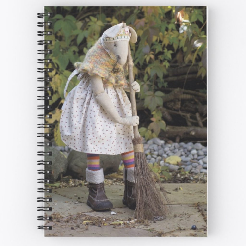 Miss Mouse's Autumn notebook